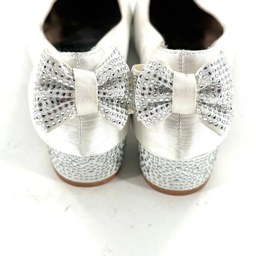 Badgley Mischka Girls Sparkle Heel Dress Shoes 4 White Satin Wedding Jewel